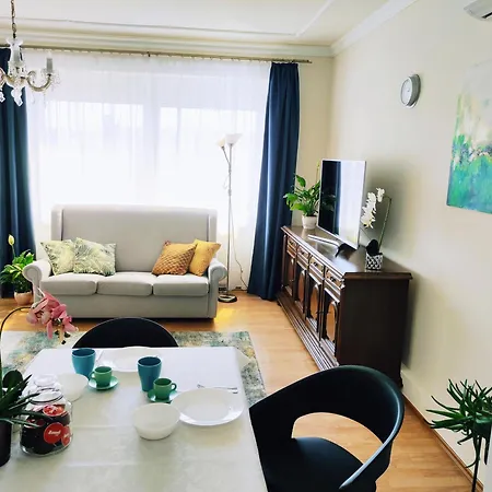 Varnegyed Apartment
