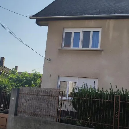 Varnegyed 아파트 *